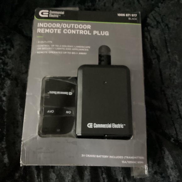 Indoor /Outdoor Remote Control Plug - Picture 1 of 3